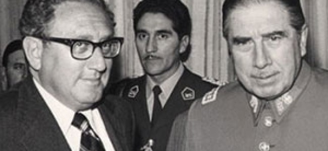 Kissinger-Pinochet.jpg